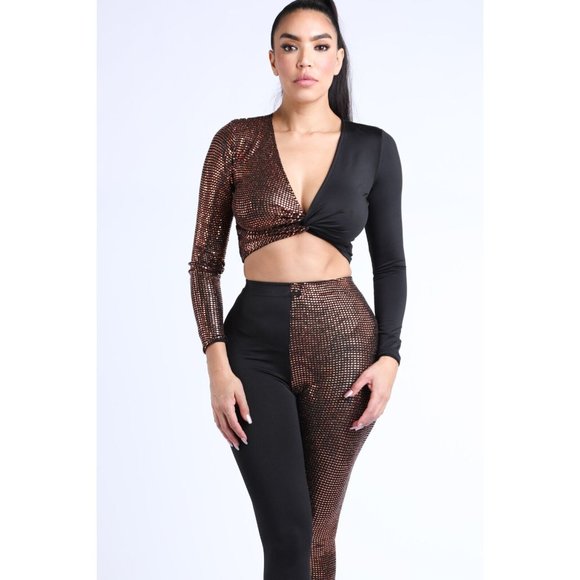 Women's Sexy Long Sleeve Crop Top and Matching Leggings 2 Piece Cute Outfit Set - Picture 9 of 9